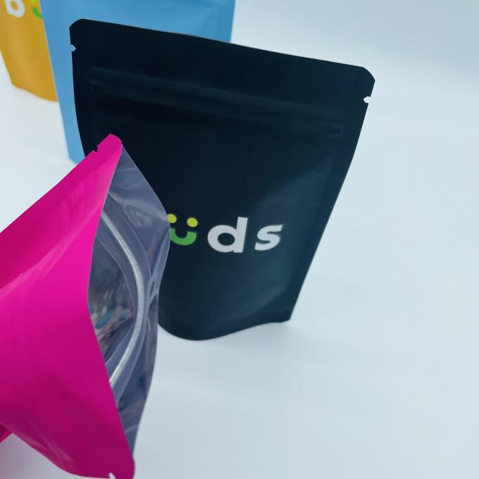 Sacs d'emballage imprimés numériquement à la place des sacs UV brillants 130um 1